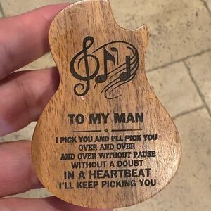 Wooden Guitar Pick Set with Engraved Messages